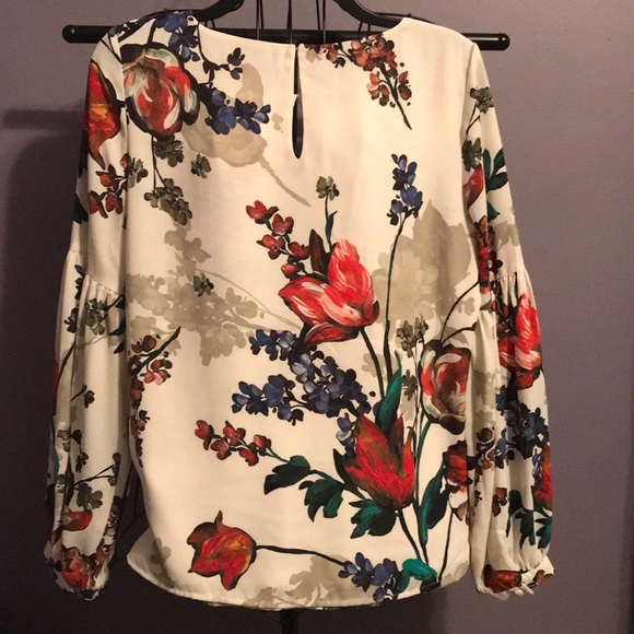 Express Top - Picture 2 of 6